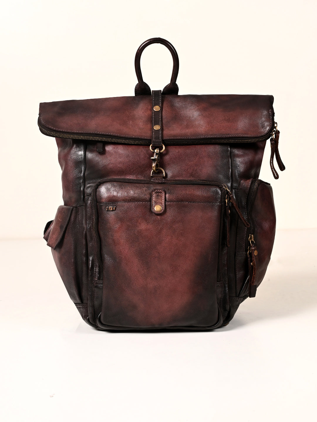 Art N Vintage Leo: Real Leather Brown With Wash Effect Backpack