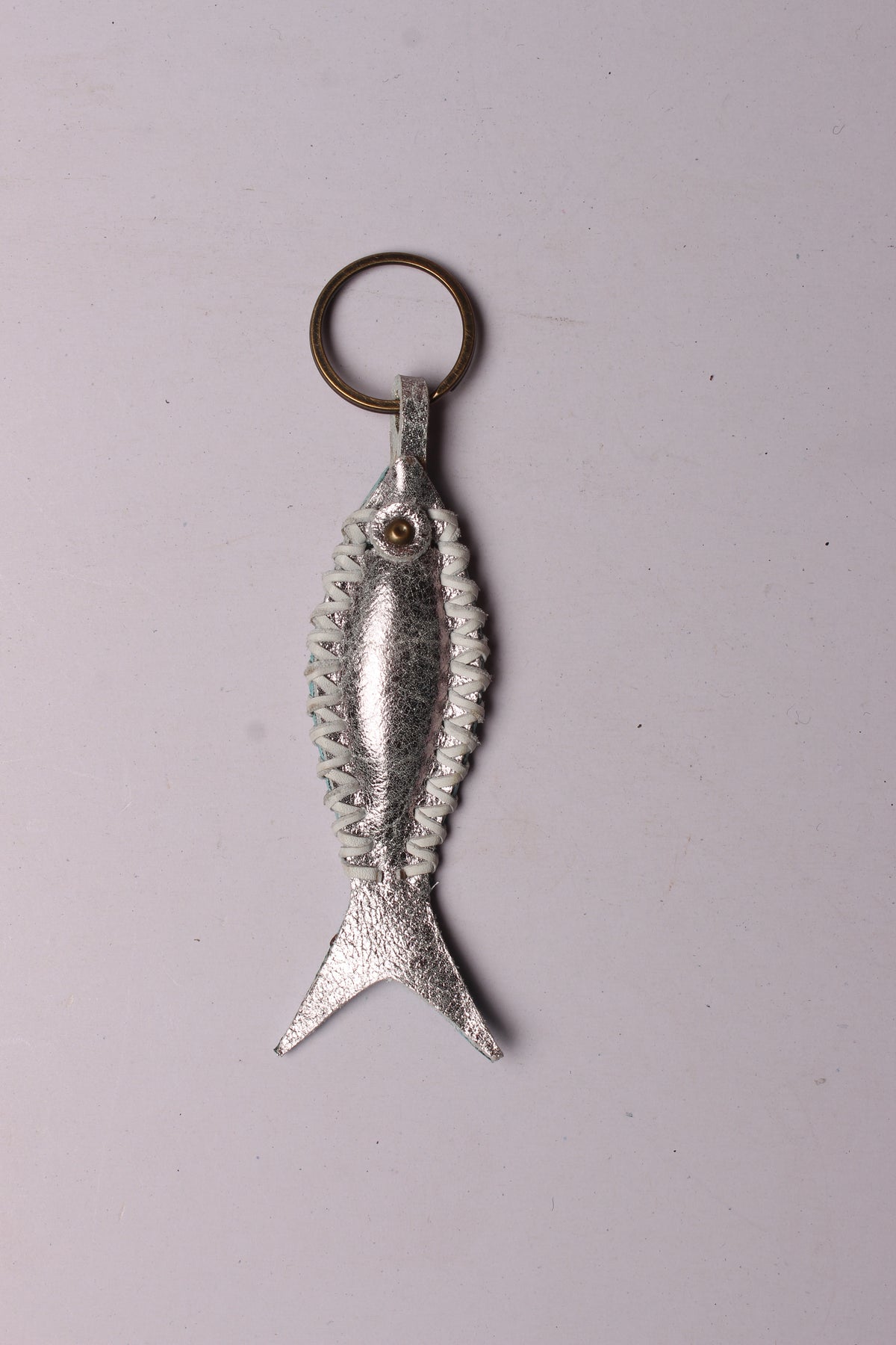 Fish Finger Key Rings Leather Keychain – Natural Handcrafted