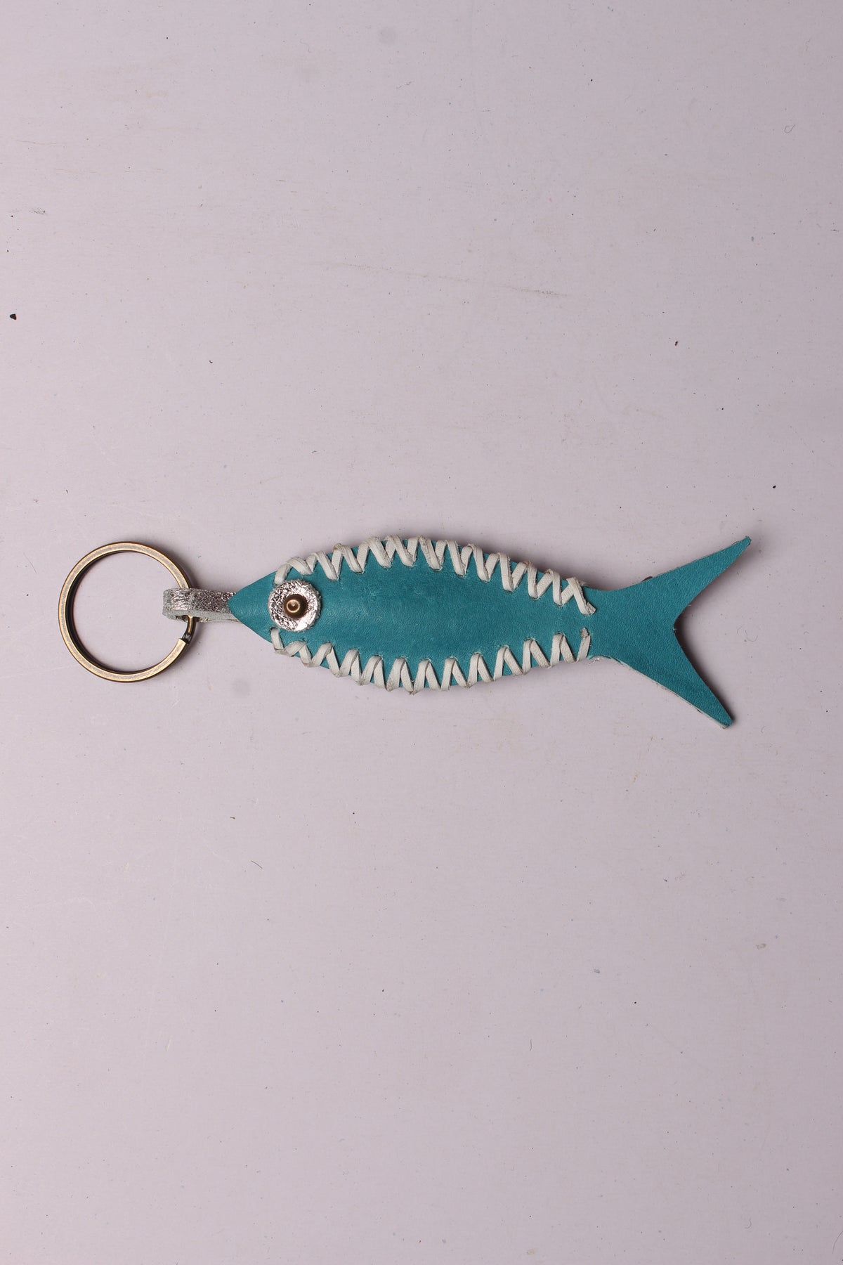Fish Finger Key Rings Leather Keychain – Natural Handcrafted