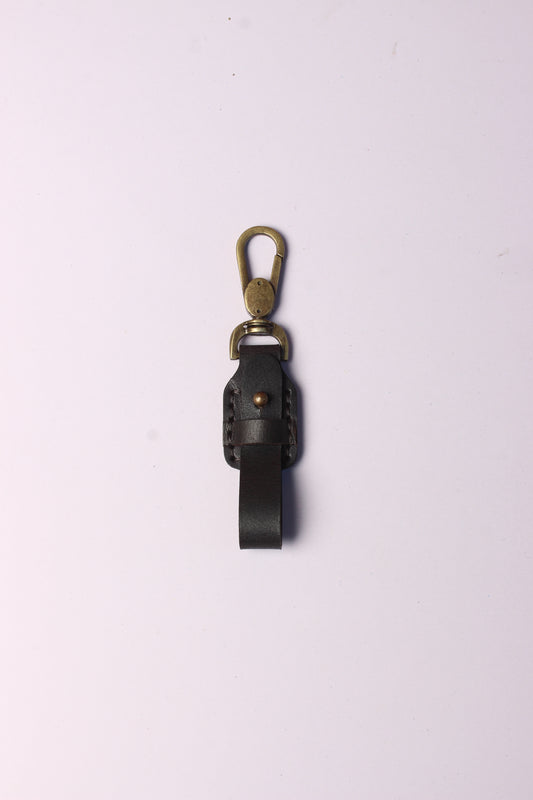 Handcrafted Leather Keychain: Timeless Elegance for Your Keys