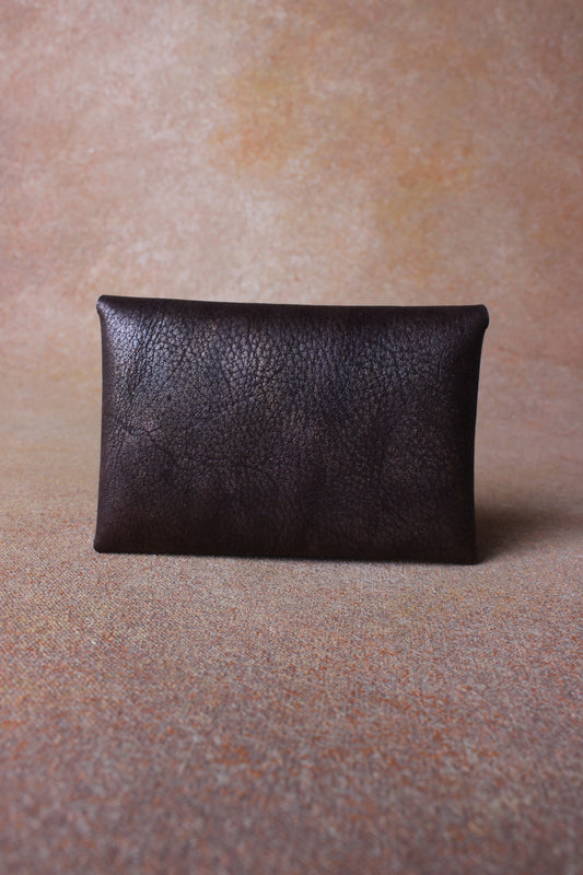 Metallic Elegance: Leather Card Pouch with Shimmering Finish