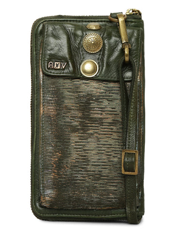 Silvia: Metallic Effect Razor With Golden Concho Leather Phone Wallet.
